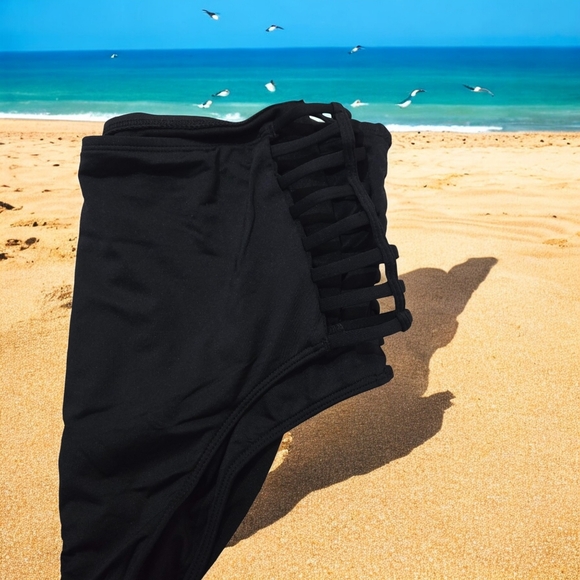 Mossimo high waisted swimsuit bottoms - Picture 8 of 8